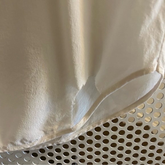 Chaser Silk Distressed Dropped Shoulder Rounded Hem Top Size Medium in White - Picture 4 of 8